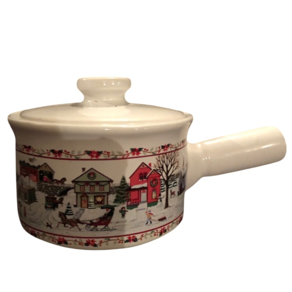 Russ Berrie Christmas Village Lidded Soup‎ Bowl Casserole Dish 9688 Winter Scene
